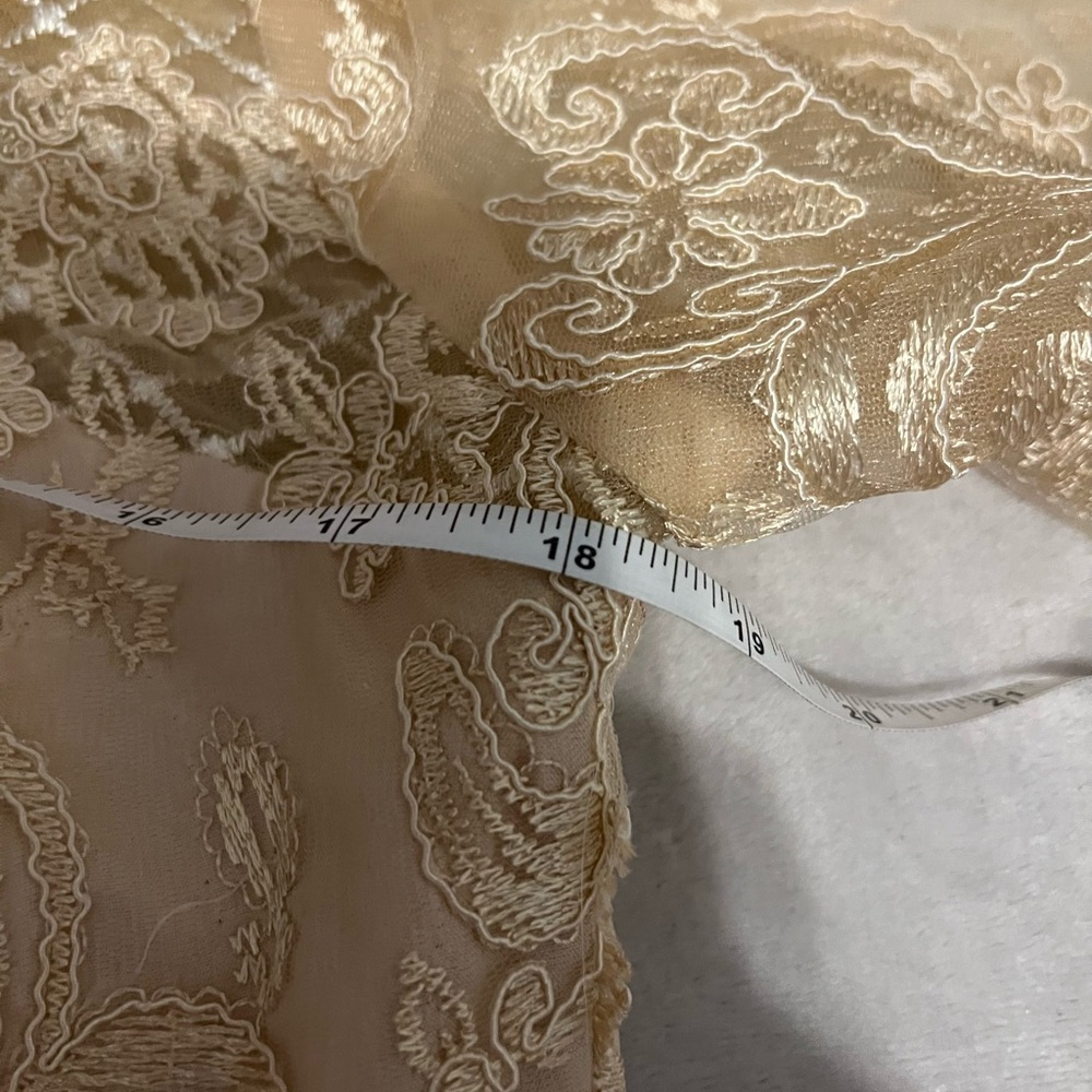 Elegant Lace Mother Of The Bride/Groom Sheath Silhouette 3/4 Sleeve Dress - Picture 14 of 16